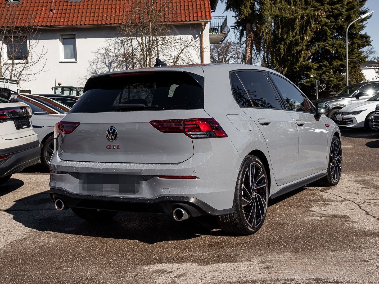 Volkswagen Golf VIII GTI 2.0 TSI AHK LED+ Navi ParkAssist R foto 7