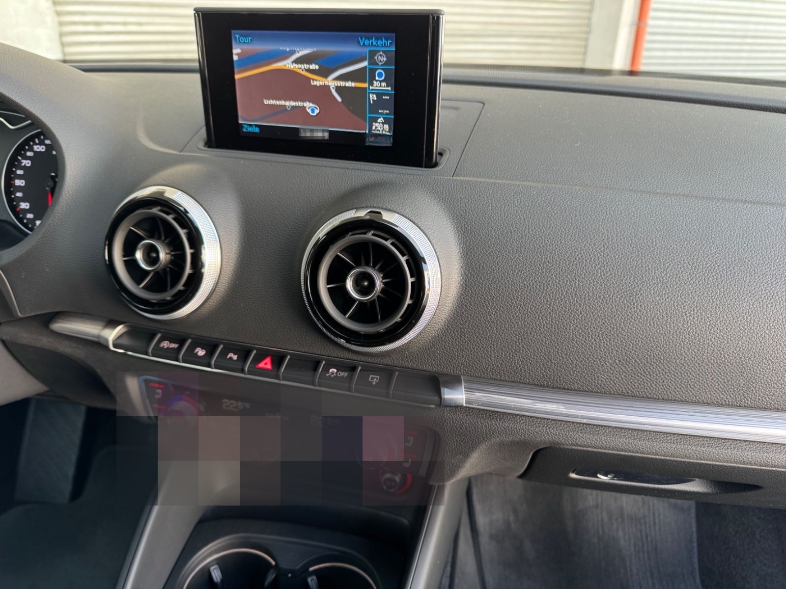 Audi A3 Cabriolet quattro *1.Hand/Leder/Xenon/Kamera* foto 11