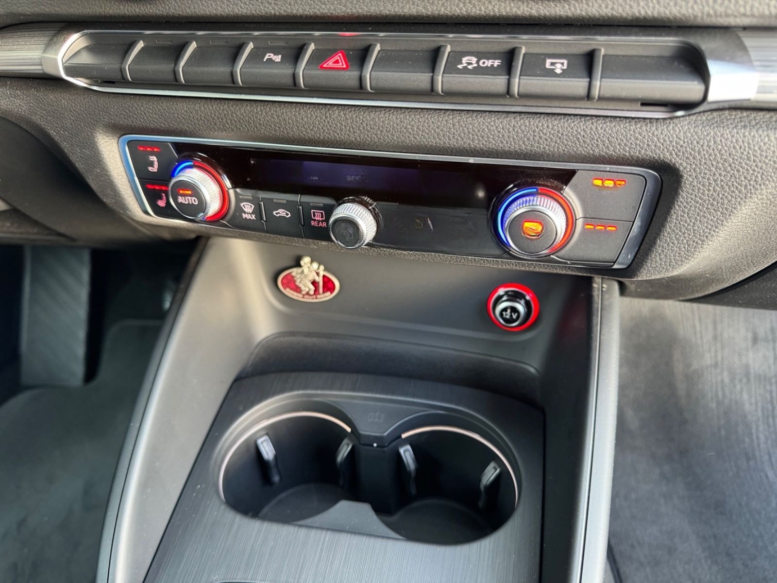 Audi A3 Cabriolet quattro *1.Hand/Leder/Xenon/Kamera* foto 12