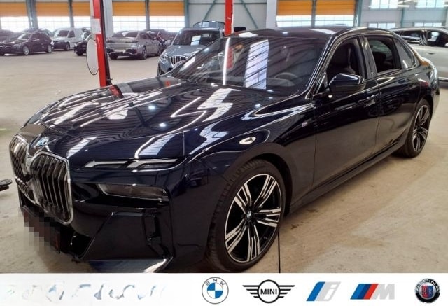 BMW 740 d xDrive M Sport 21'' PanoSky IconGl AHK StH foto 1