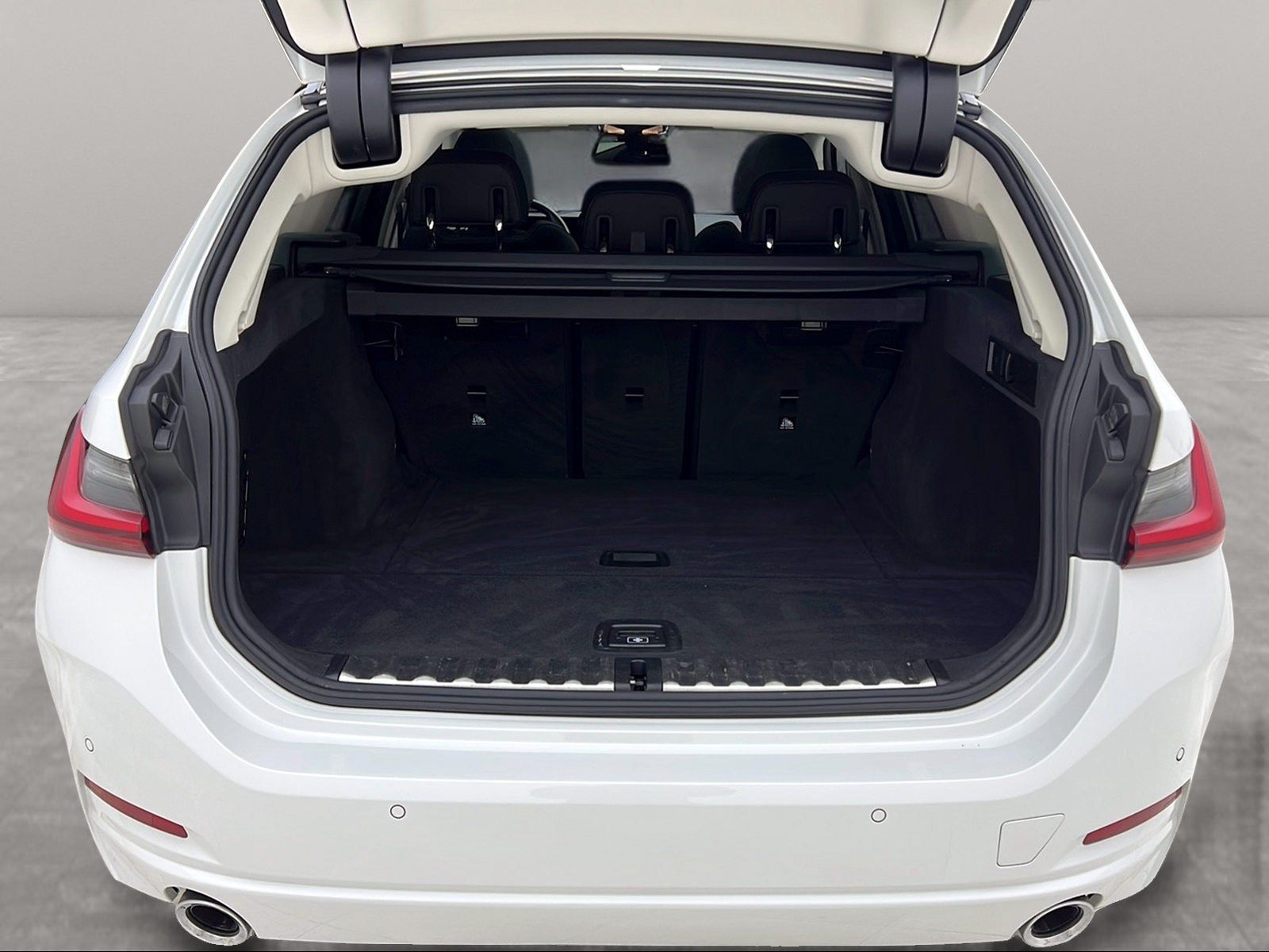 BMW 320d xDrive Touring Harman/K LiveCockpitProf foto 14