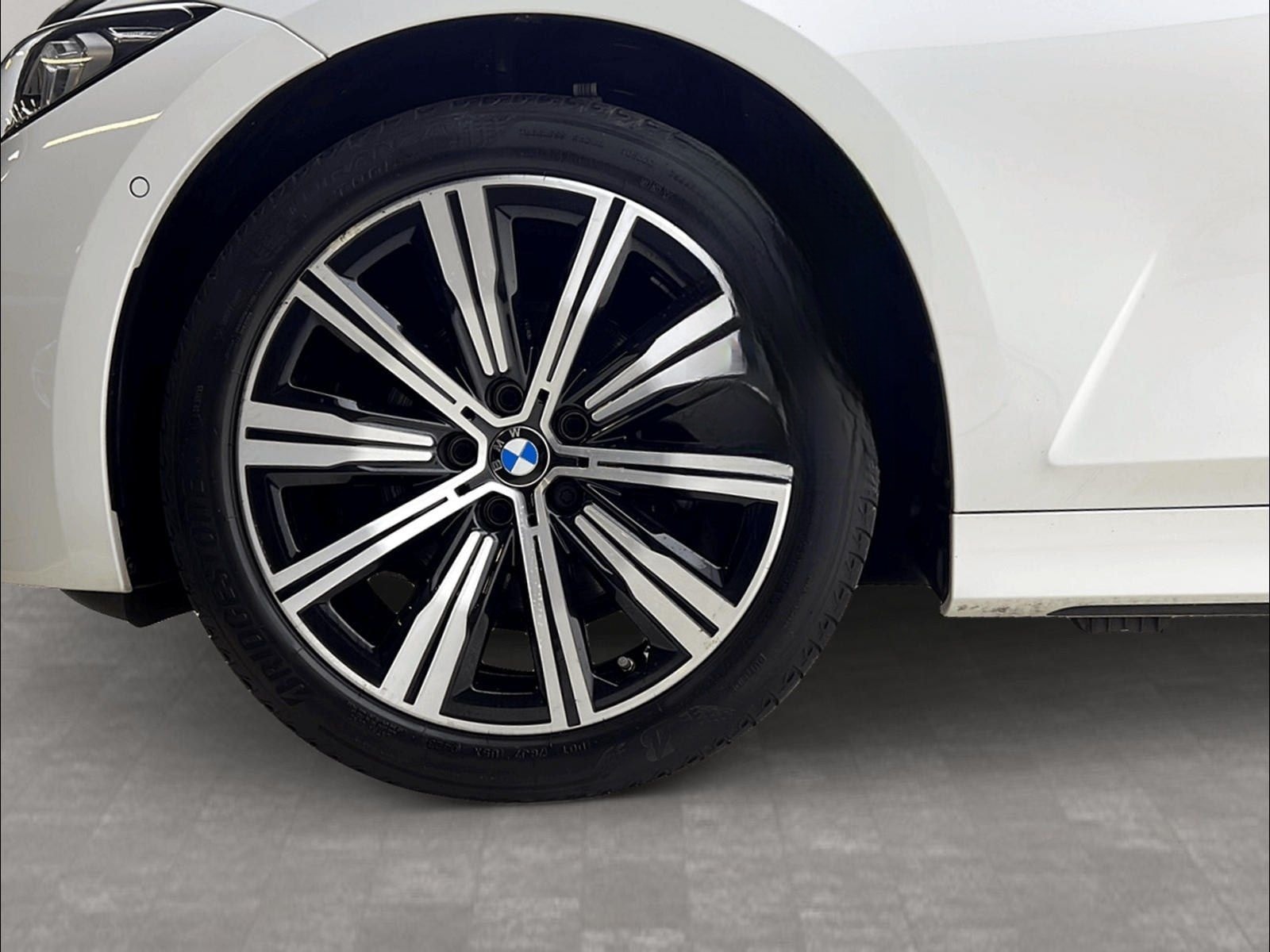 BMW 320d xDrive Touring Harman/K LiveCockpitProf foto 8