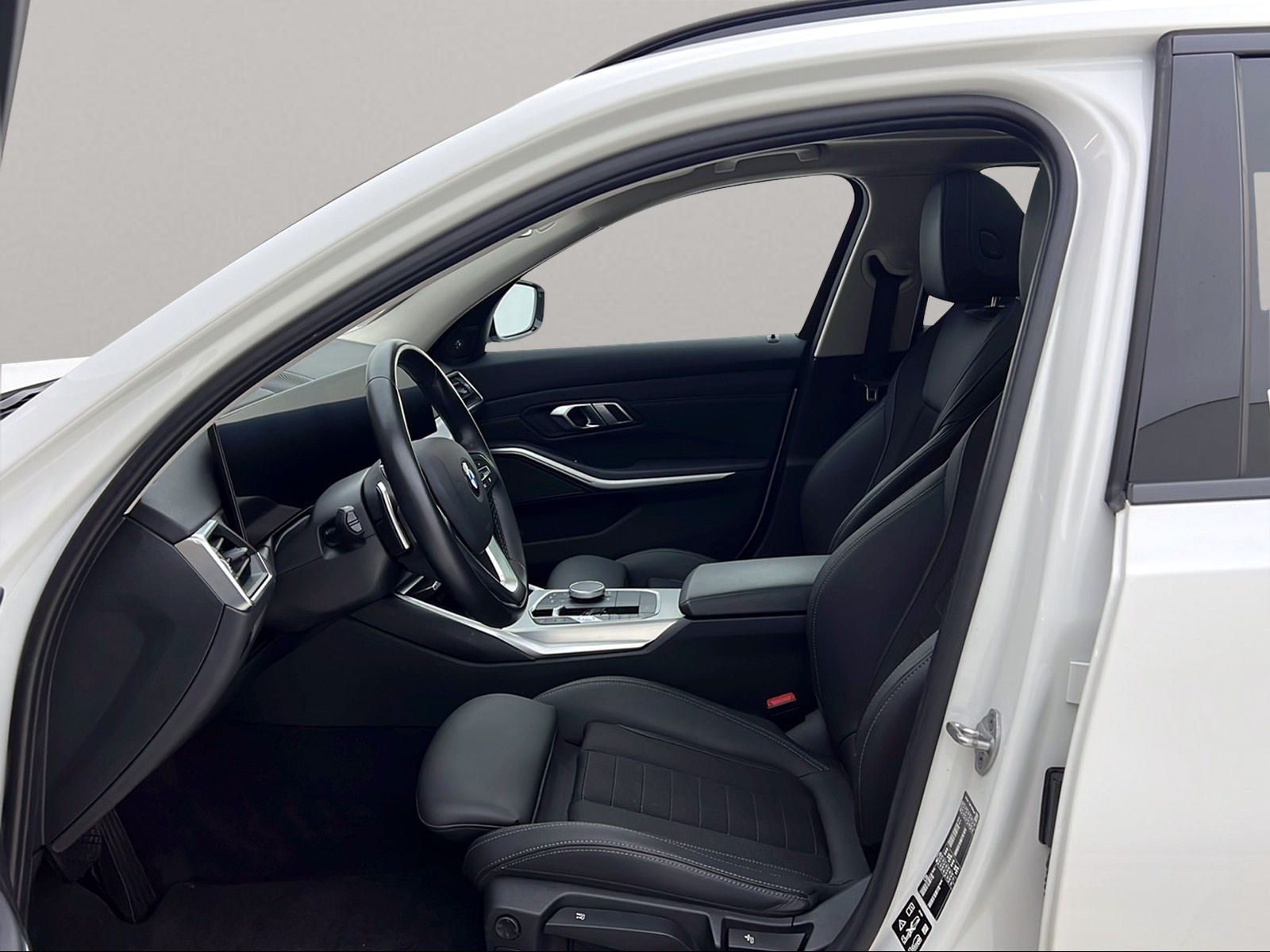 BMW 320d xDrive Touring Harman/K LiveCockpitProf foto 10