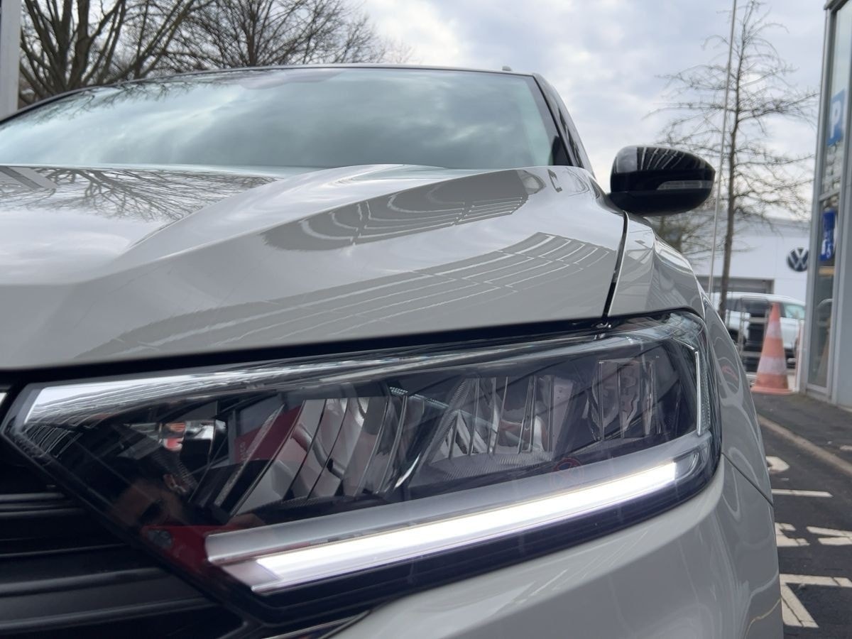 Volkswagen T-Roc Life 1.0 TSI Sitzheizung Einparkhilfe Navi foto 16