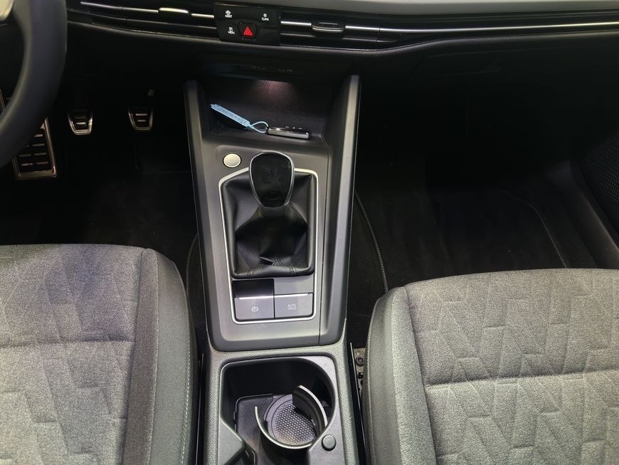 Volkswagen Golf 1.0 TSI OPF Move foto 14