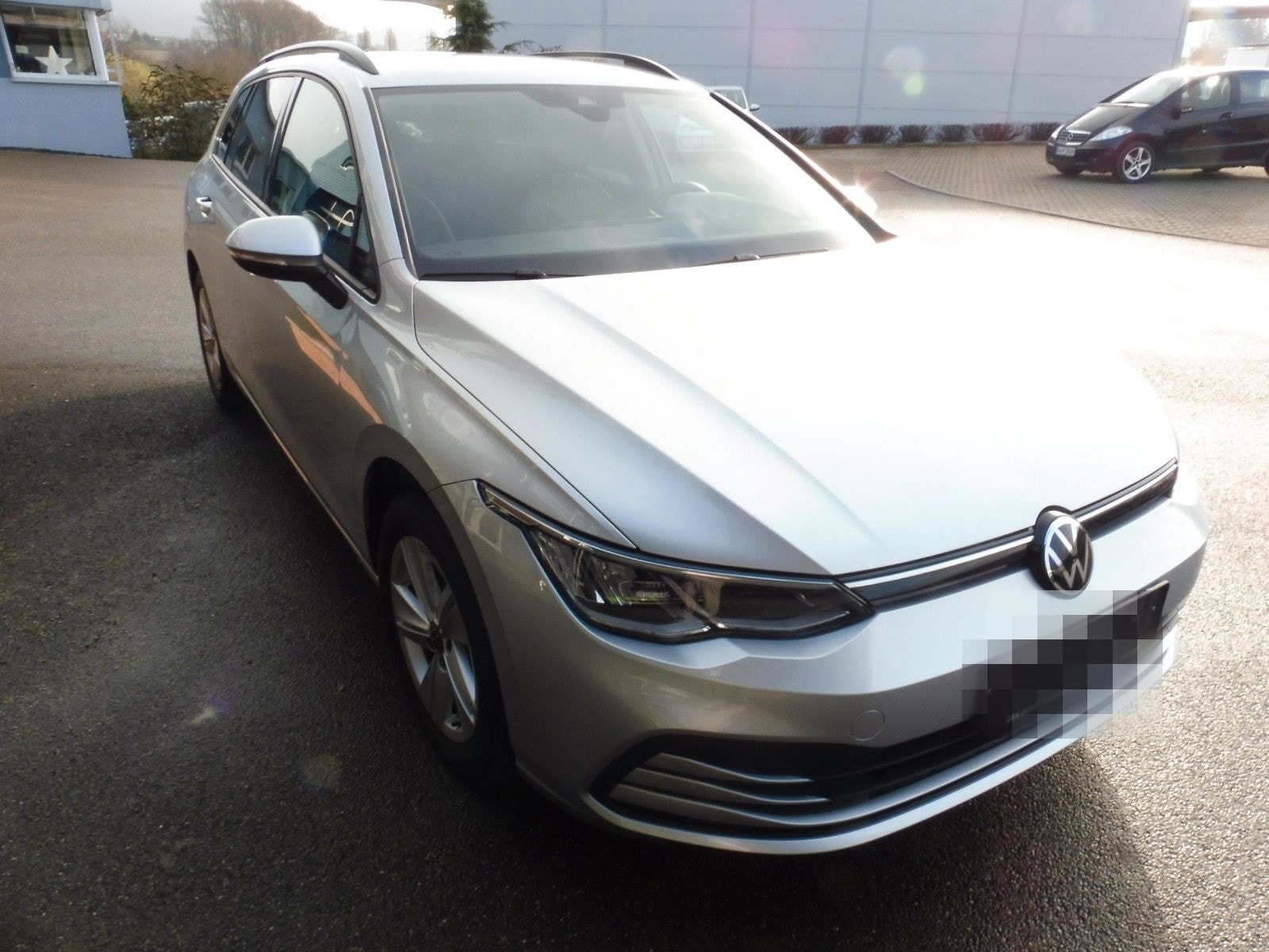 Volkswagen Golf VIII Variant 1,5 TSI Life,SHZ foto 2