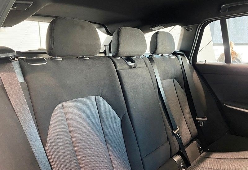 BMW 330i Touring xDrive M-Sport Curved Kam. HiFi ACC foto 23