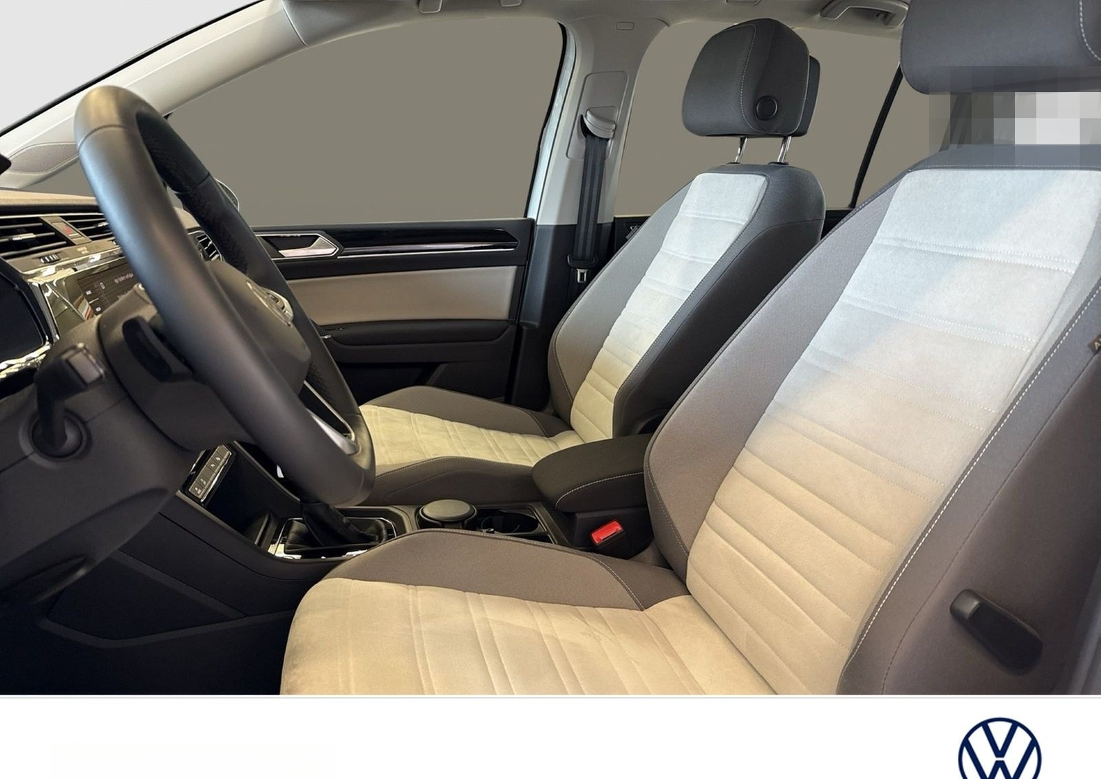 Volkswagen Touran 2.0 HIGHLINE AHK ACC LM17 NAVI LED foto 8