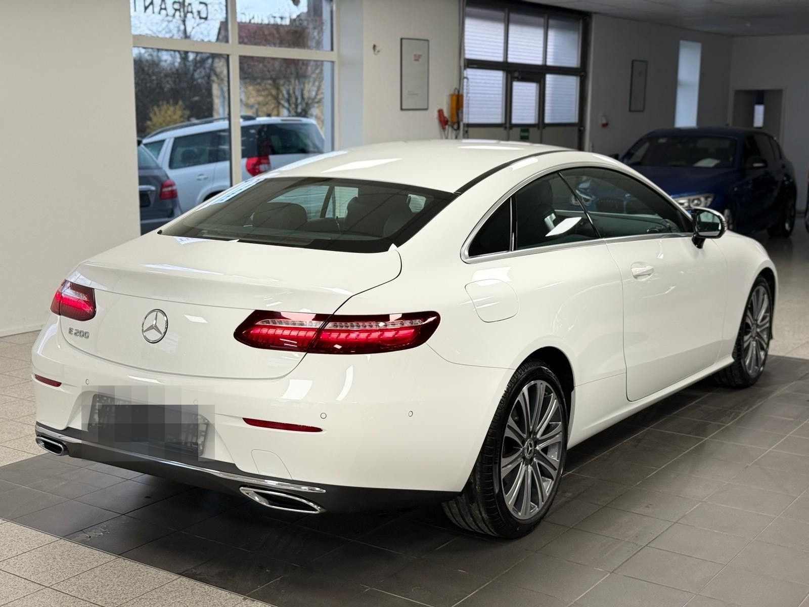 Mercedes-Benz E 200 Coupe 9G/Kamera/Keyless/Garantie/Burmester foto 4