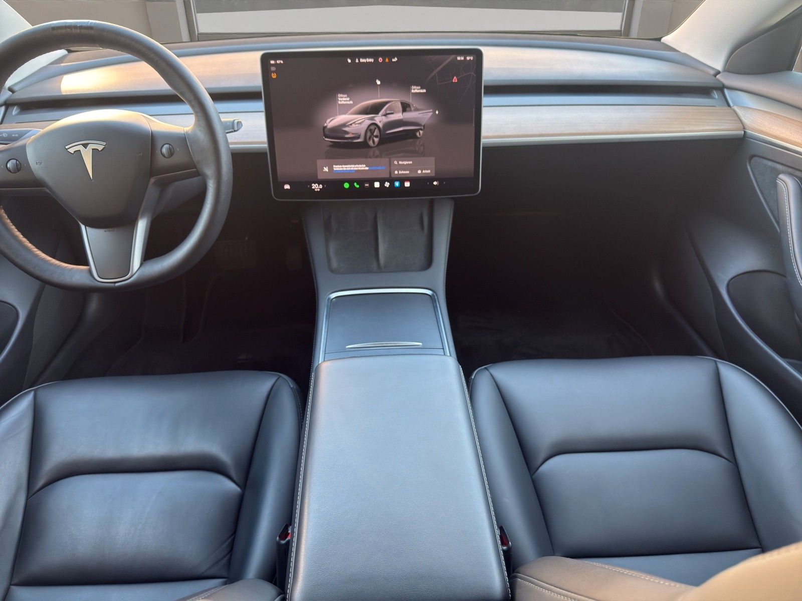 Tesla Model 3 foto 14