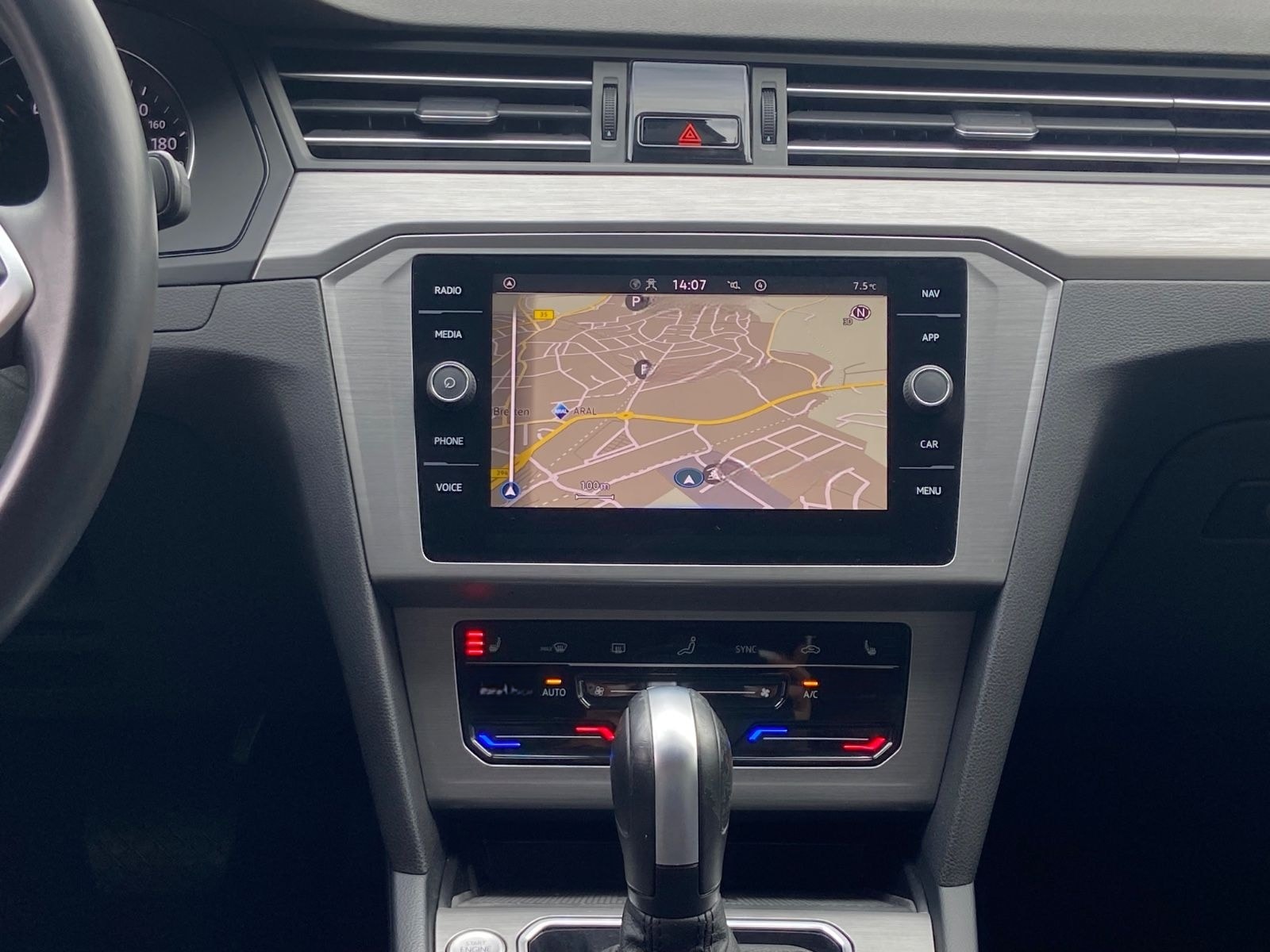 Volkswagen Passat Variant Conceptline foto 13