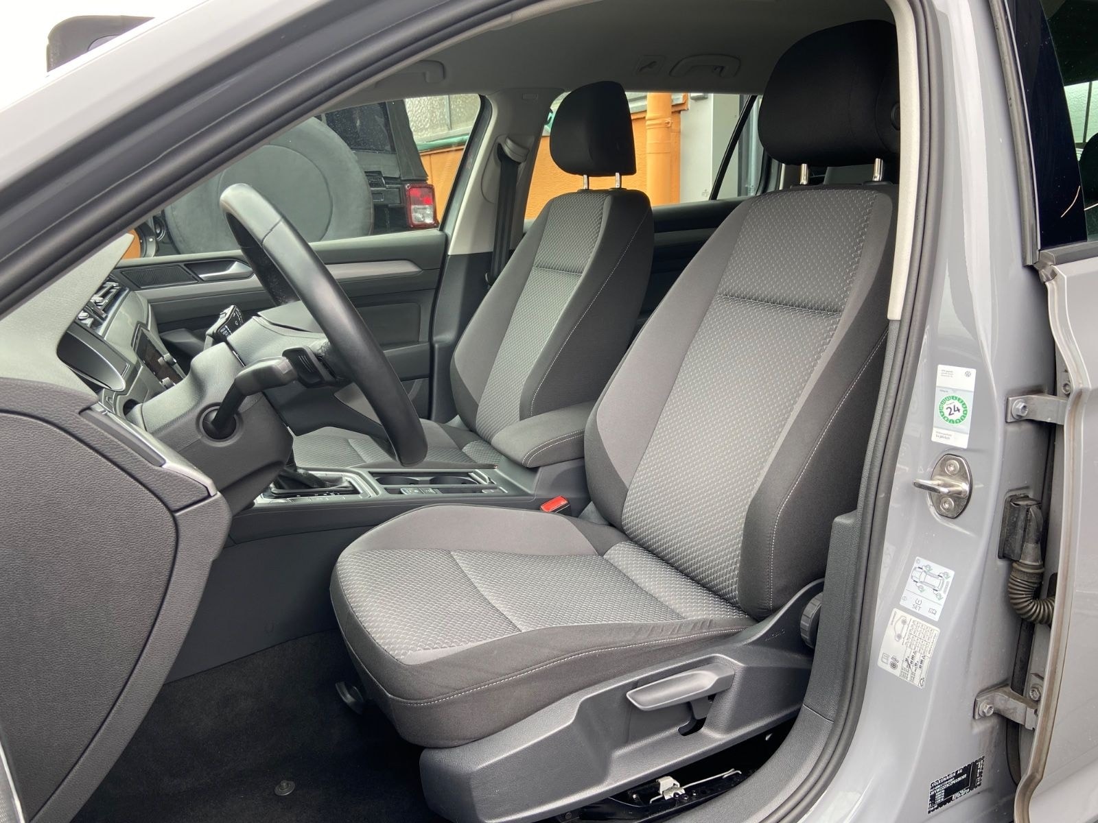 Volkswagen Passat Variant Conceptline foto 10