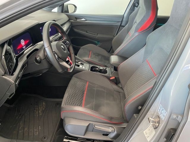 Volkswagen Golf VIII GTI Clubsport 2.0 TSI DSG NAVI+KAMERA foto 5