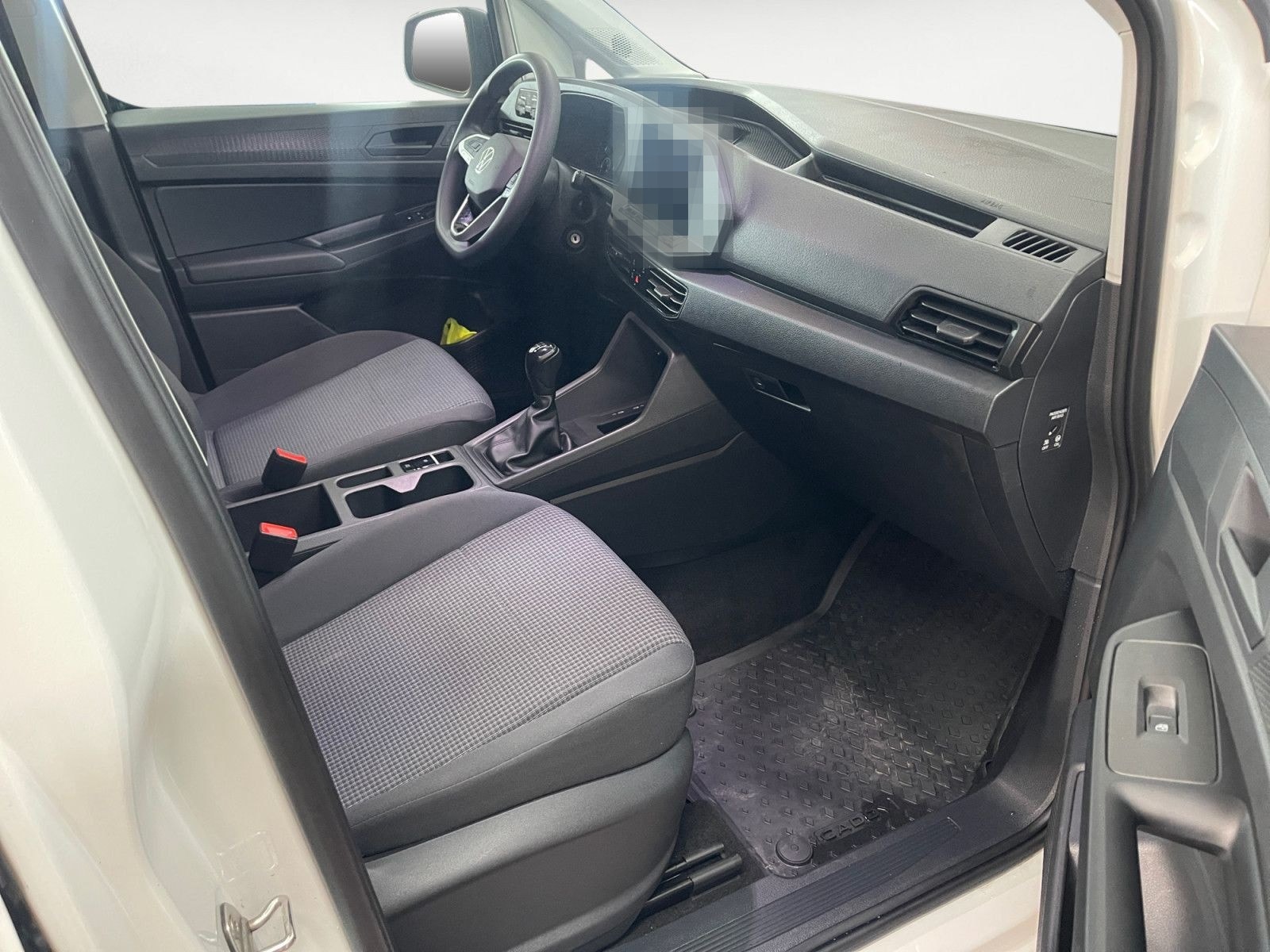 Volkswagen Caddy Cargo 1,5 TSI Fro 6-Gang foto 9