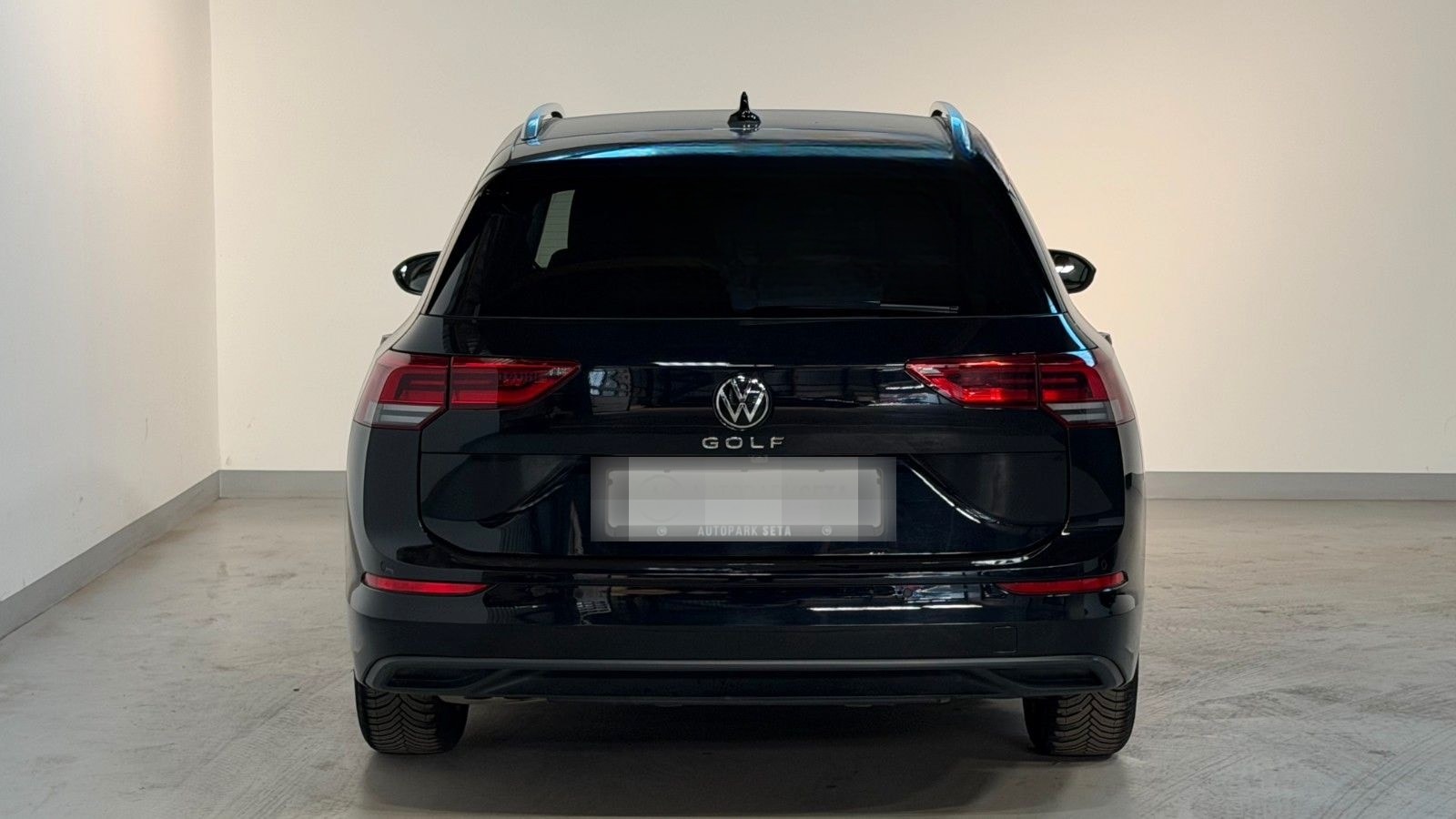 Volkswagen Golf VIII 2.0TDI DSG Var. Life ACC*LANE*KAM*AHK foto 5