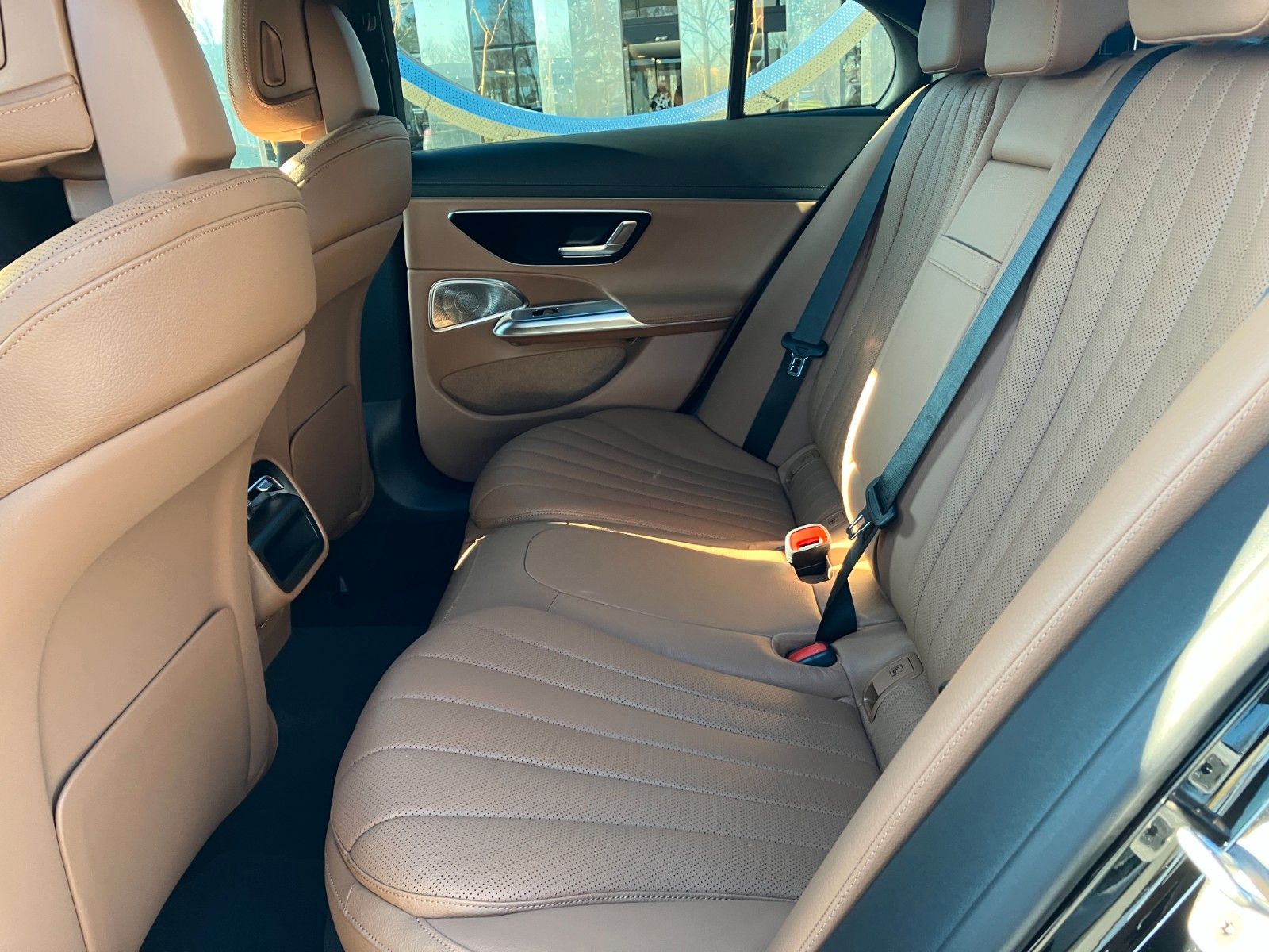 Mercedes-Benz E 300 E Limousine E 300 e Exclusive Premium foto 14