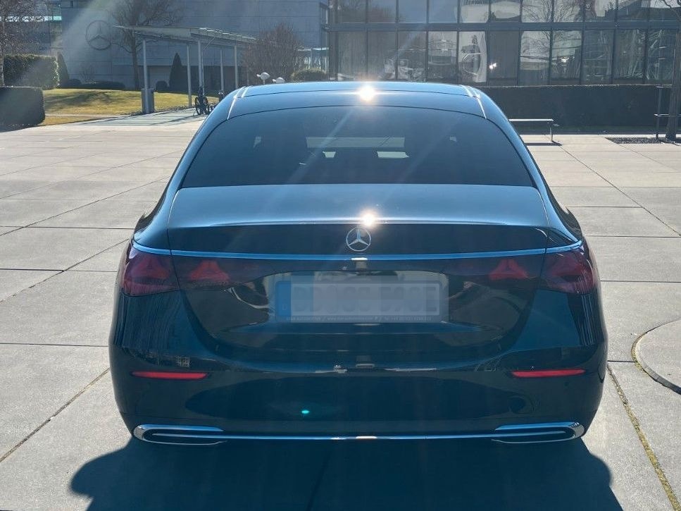 Mercedes-Benz E 300 E Limousine E 300 e Exclusive Premium foto 5