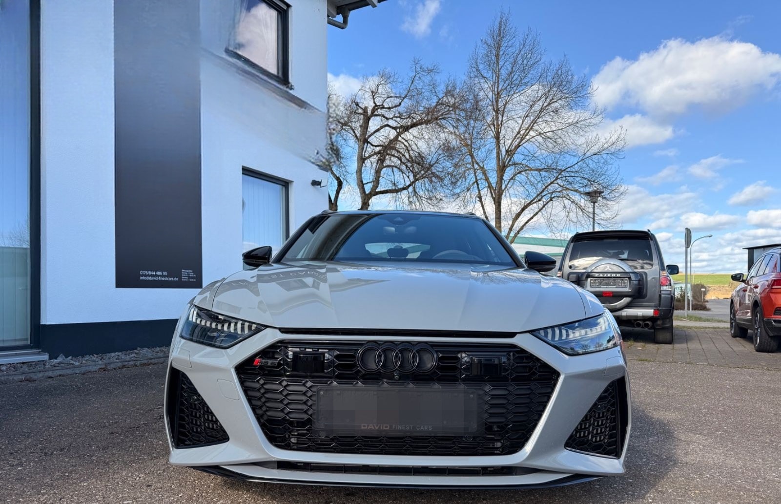 Audi RS6 Avant quattro/22"/Matrix/B&O/PANO/Carbon/360 foto 2