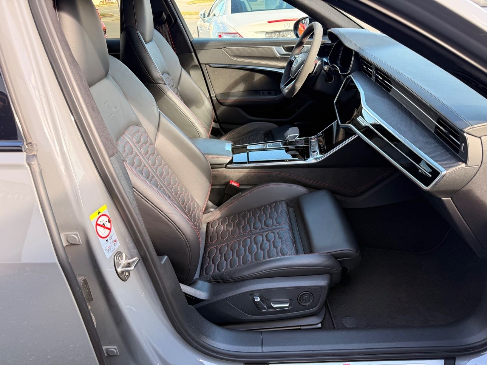 Audi RS6 Avant quattro/22"/Matrix/B&O/PANO/Carbon/360 foto 15