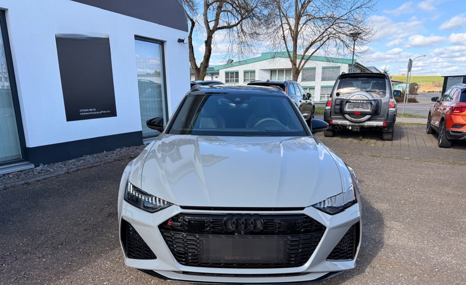 Audi RS6 Avant quattro/22"/Matrix/B&O/PANO/Carbon/360 foto 3