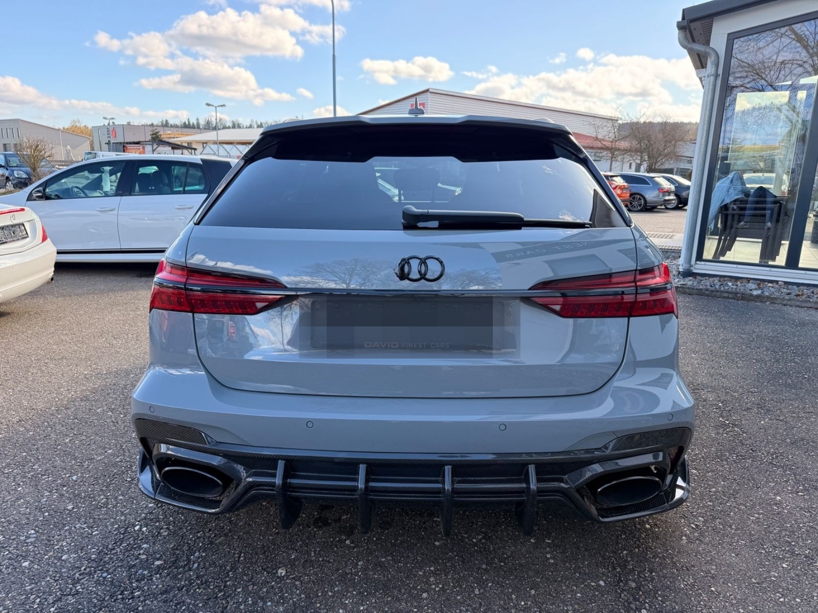 Audi RS6 Avant quattro/22"/Matrix/B&O/PANO/Carbon/360 foto 7