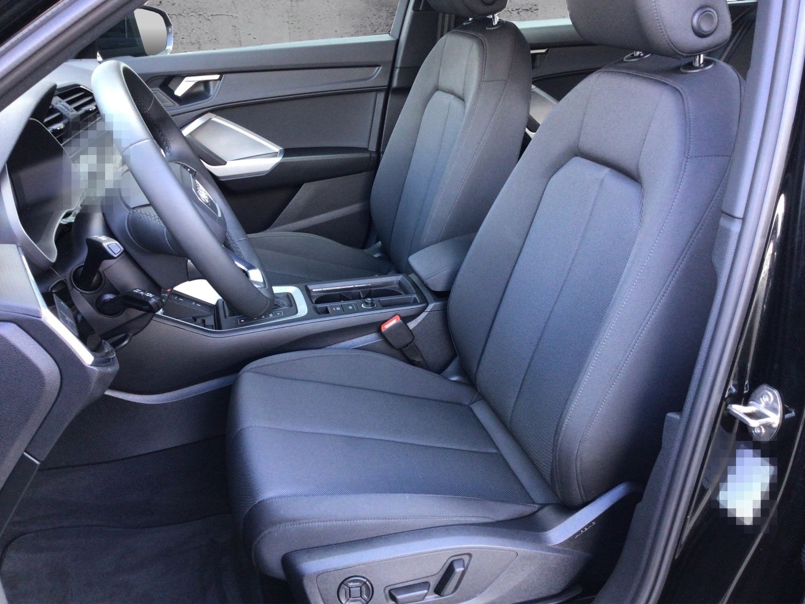 Audi Q3 adv. 35TFSI S-tronic VORB.AHK/SHZ/NAV/RFK foto 7