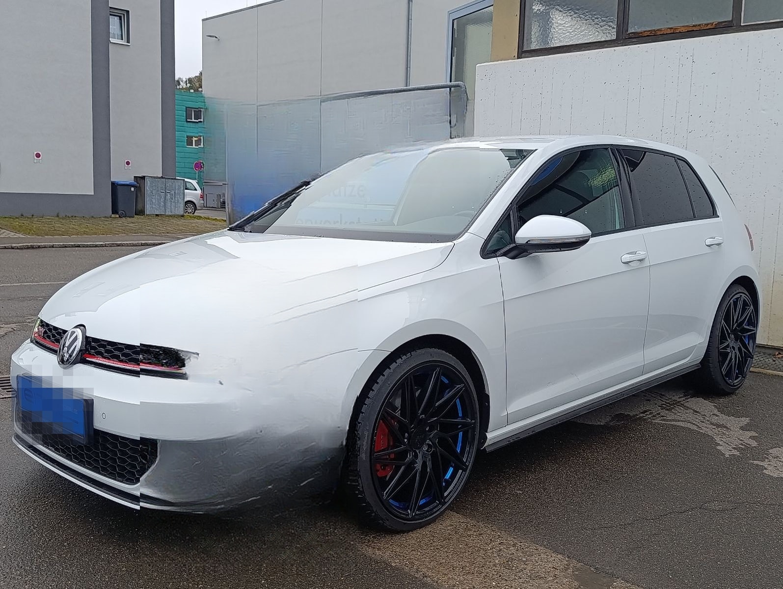 Volkswagen Golf VII Lim. GTI Performance LED PDC SHZ foto 1