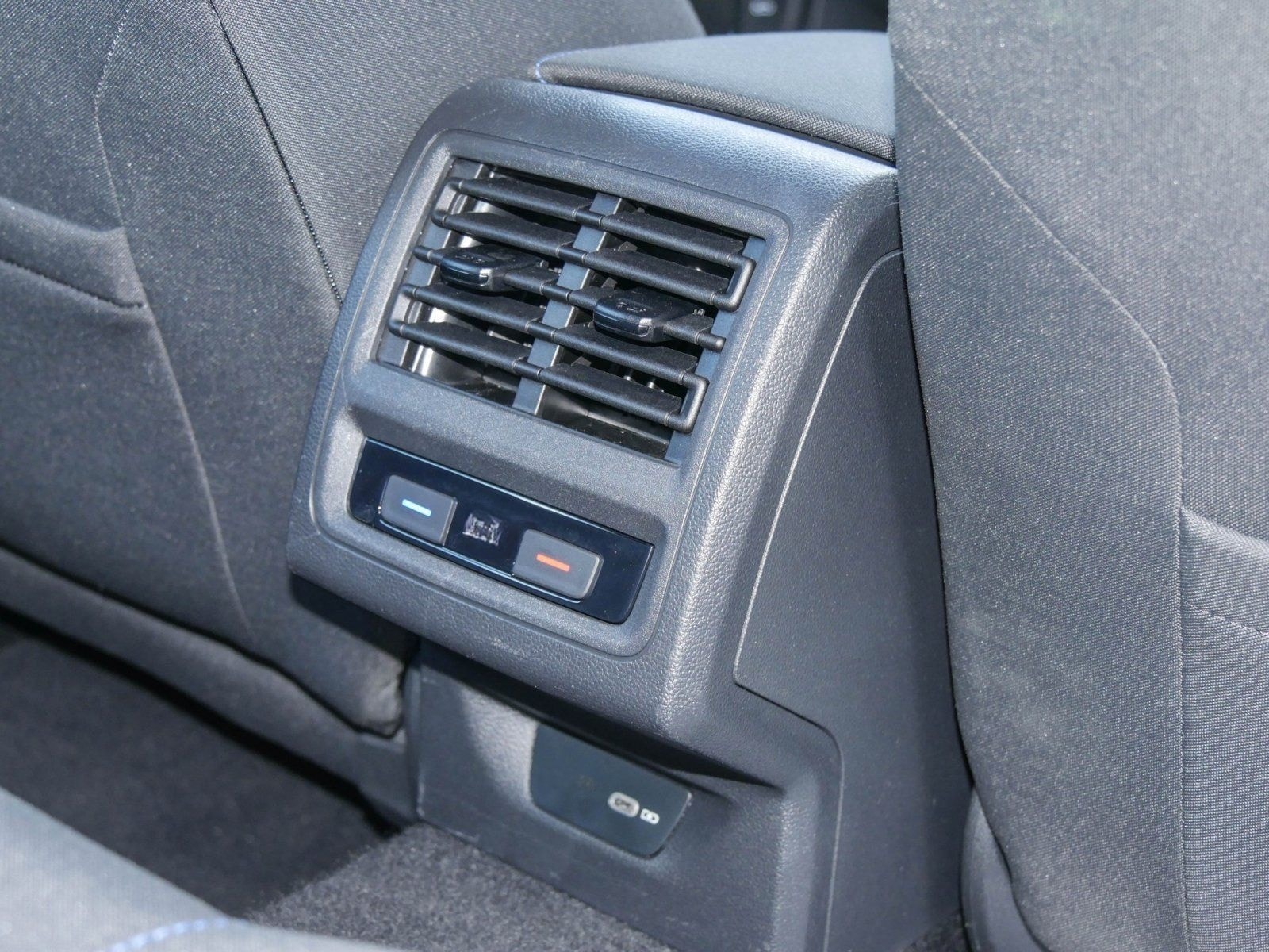 Volkswagen Golf VIII GTE Navi DSG Lenkradheizung AppConnect foto 12