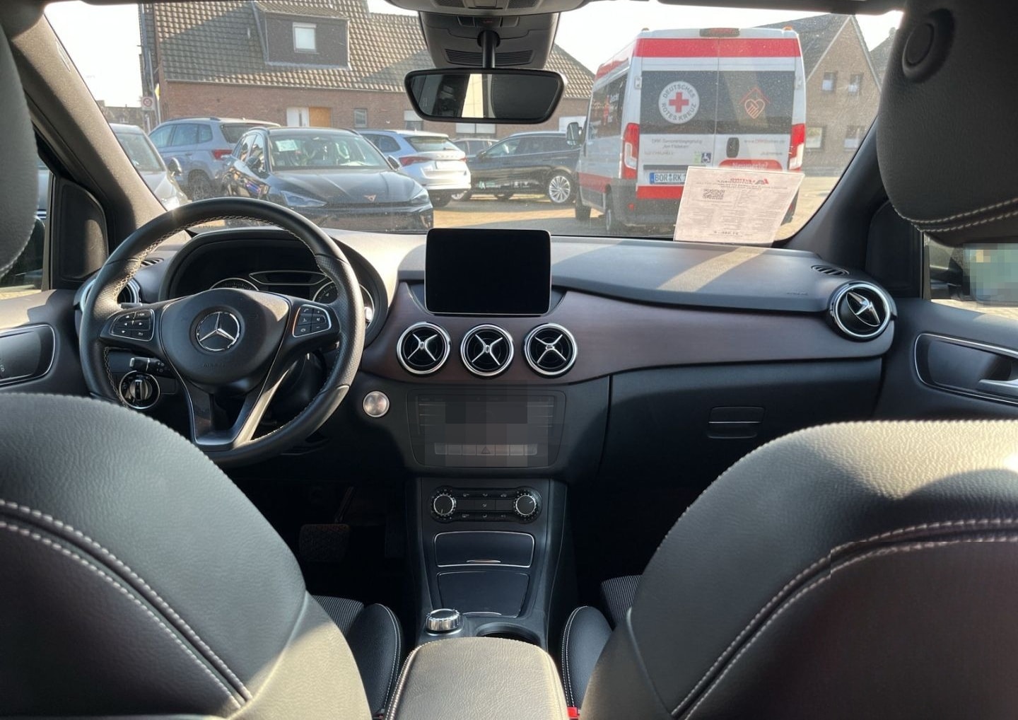 Mercedes-Benz B 250 URBAN 211 PS 4MATIC DCT LED KAMERA NAVI TE foto 11