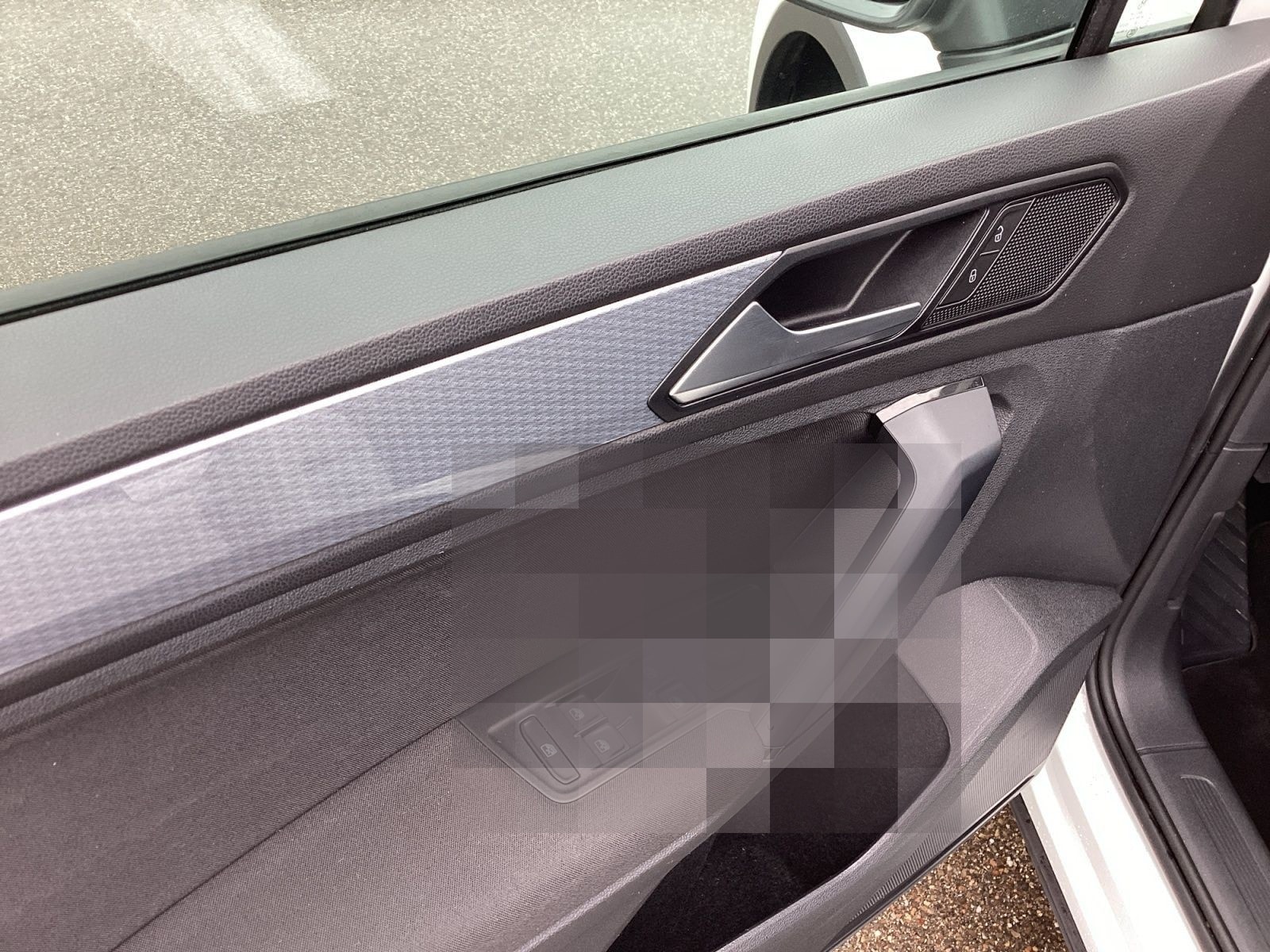 Volkswagen Tiguan 1.5TSI Life Navi LED AHK foto 14