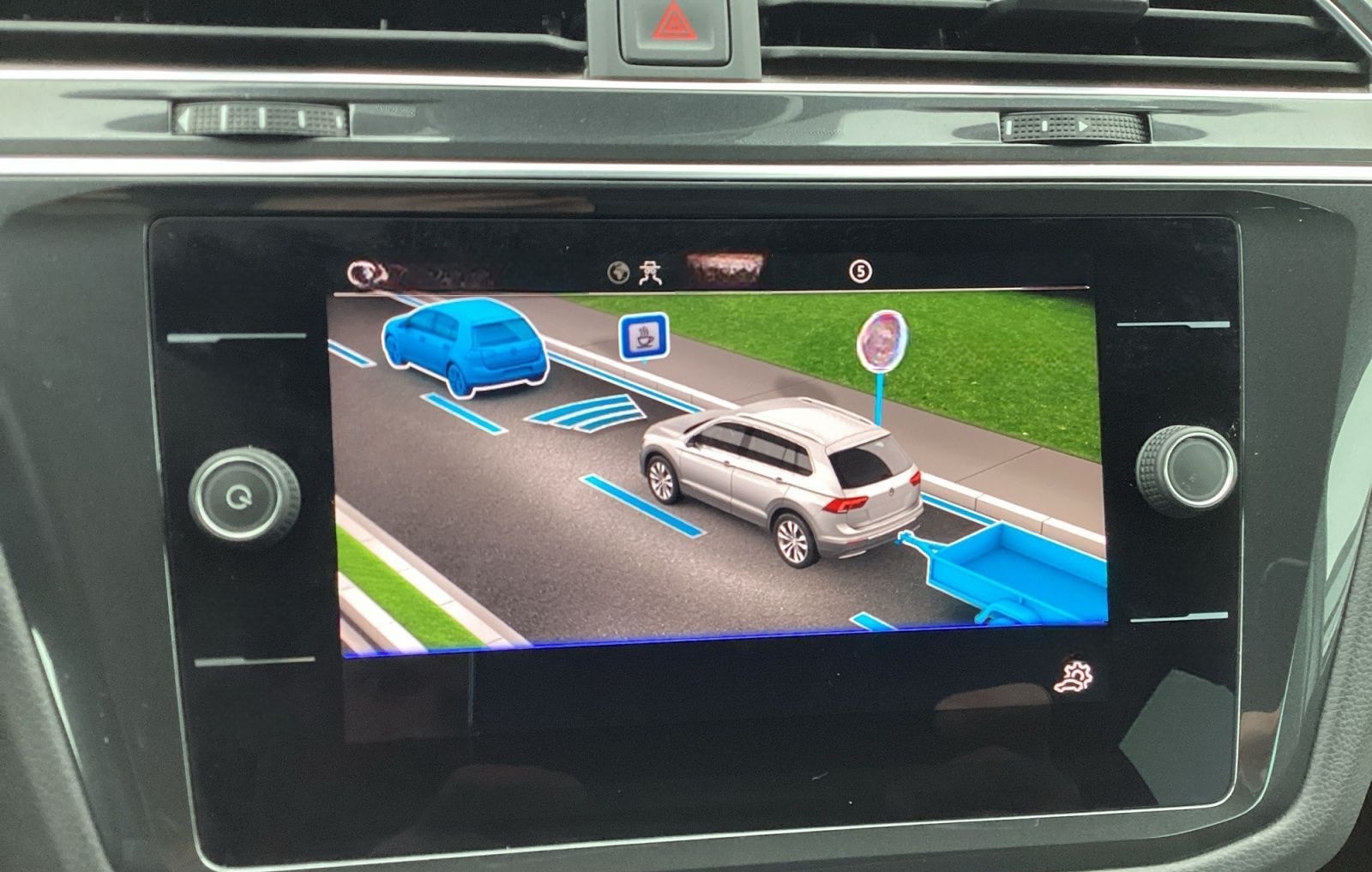 Volkswagen Tiguan 1.5TSI Life Navi LED AHK foto 16