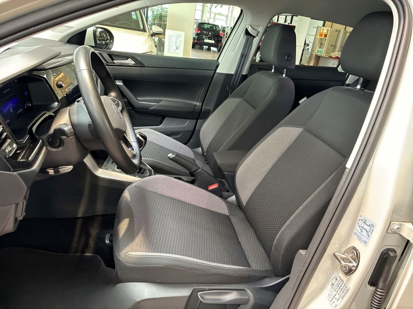 Volkswagen Taigo Life 1.0 TSI Digitales Cockpit LED DAB SHZ foto 7