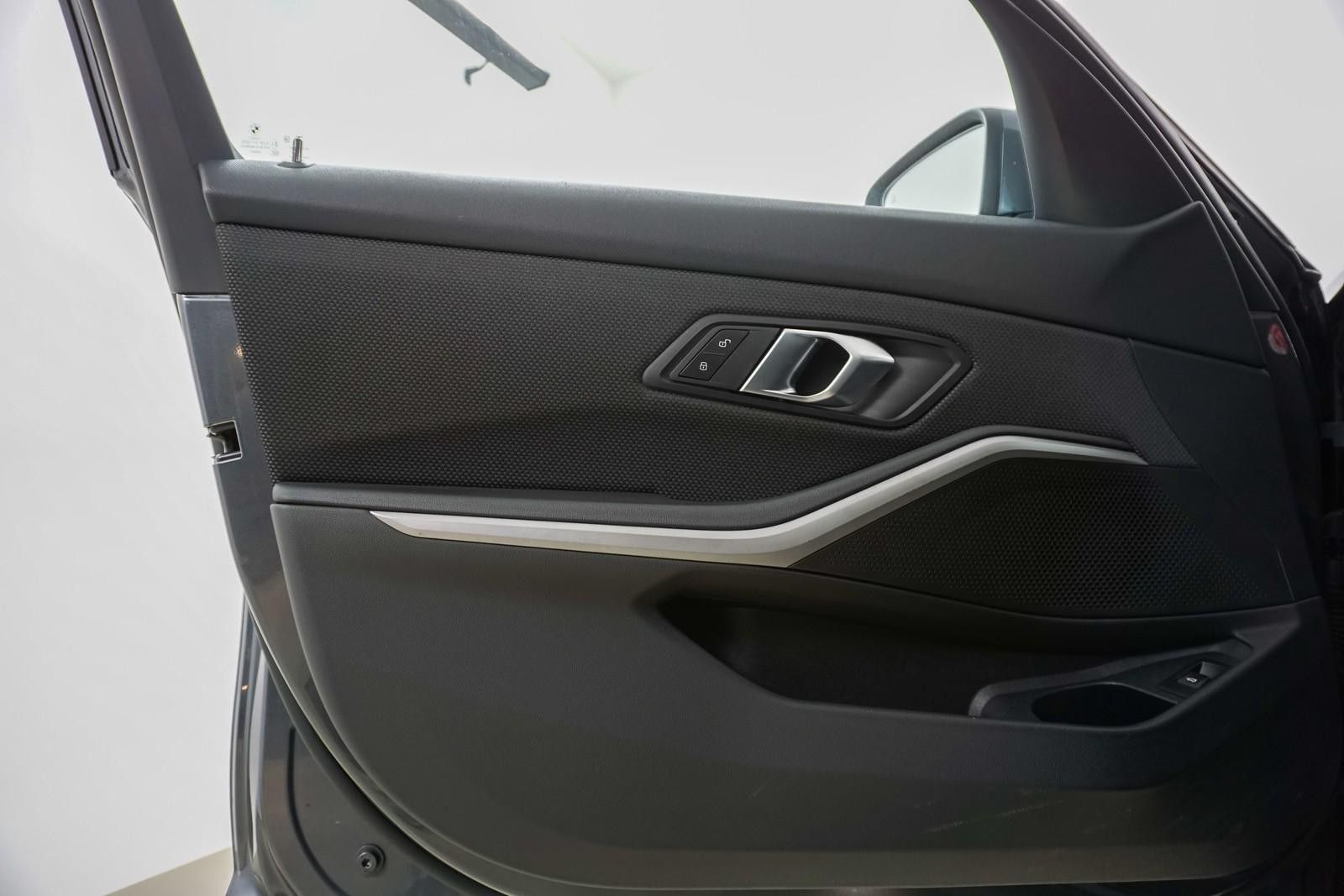 BMW 320 d Tourning Steptronic Advantage Navi AHK LED foto 14