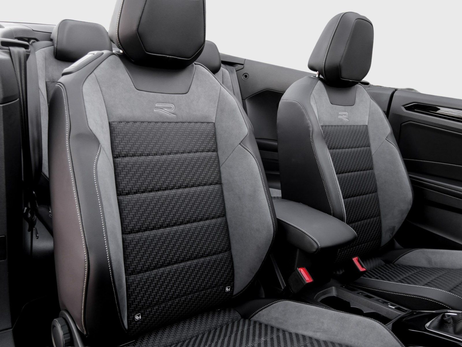 Volkswagen T-Roc Cabriolet R-Line 1.5 TSI DSG IQ.Light Navi foto 6