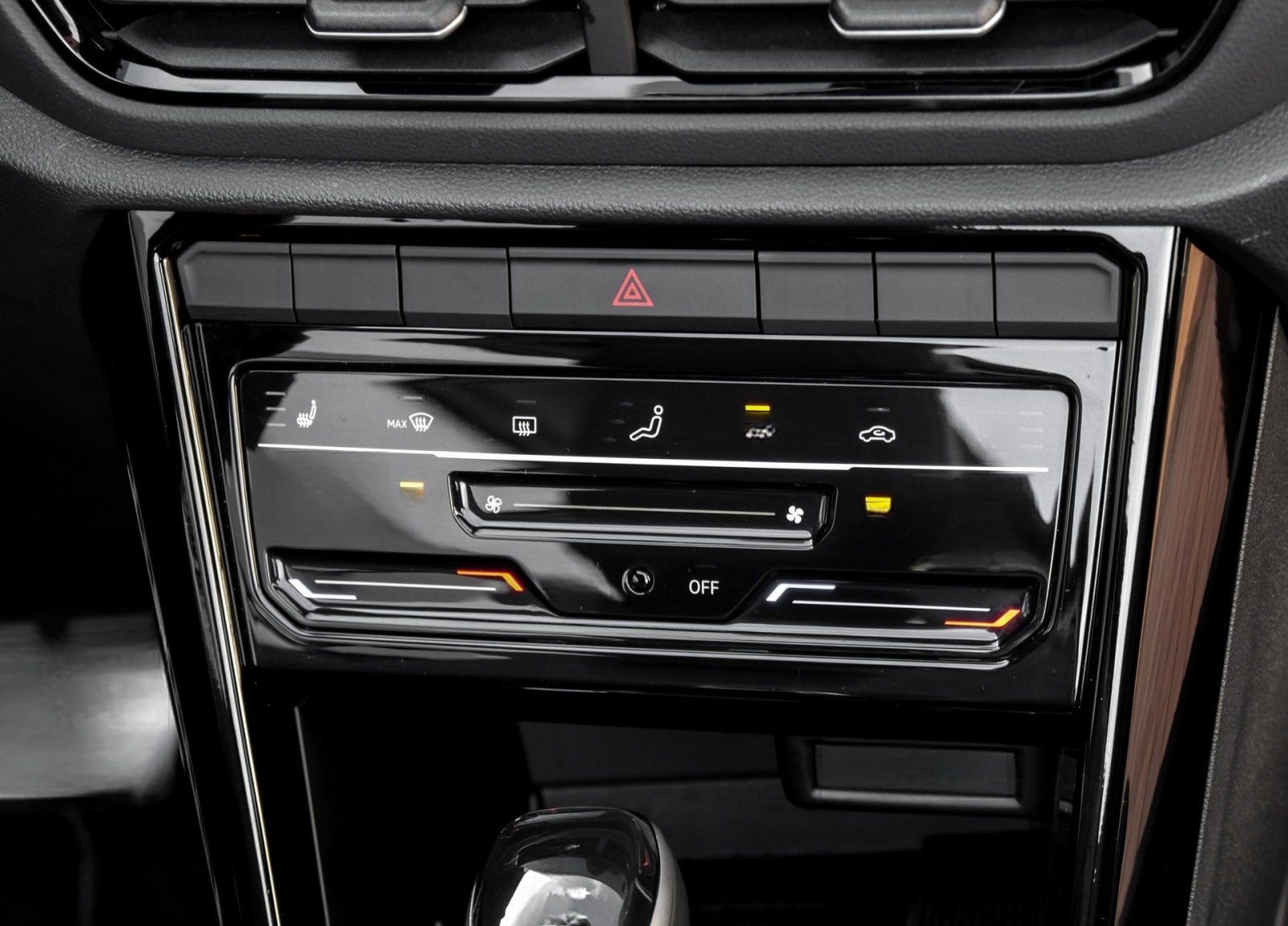 Volkswagen T-Roc Cabriolet R-Line 1.5 TSI DSG IQ.Light Navi foto 8