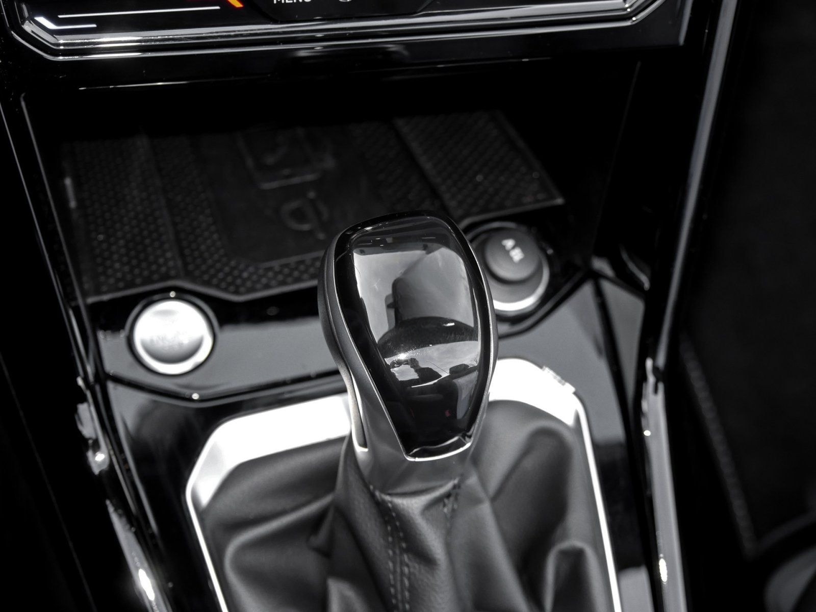 Volkswagen T-Roc Cabriolet R-Line 1.5 TSI DSG IQ.Light Navi foto 10