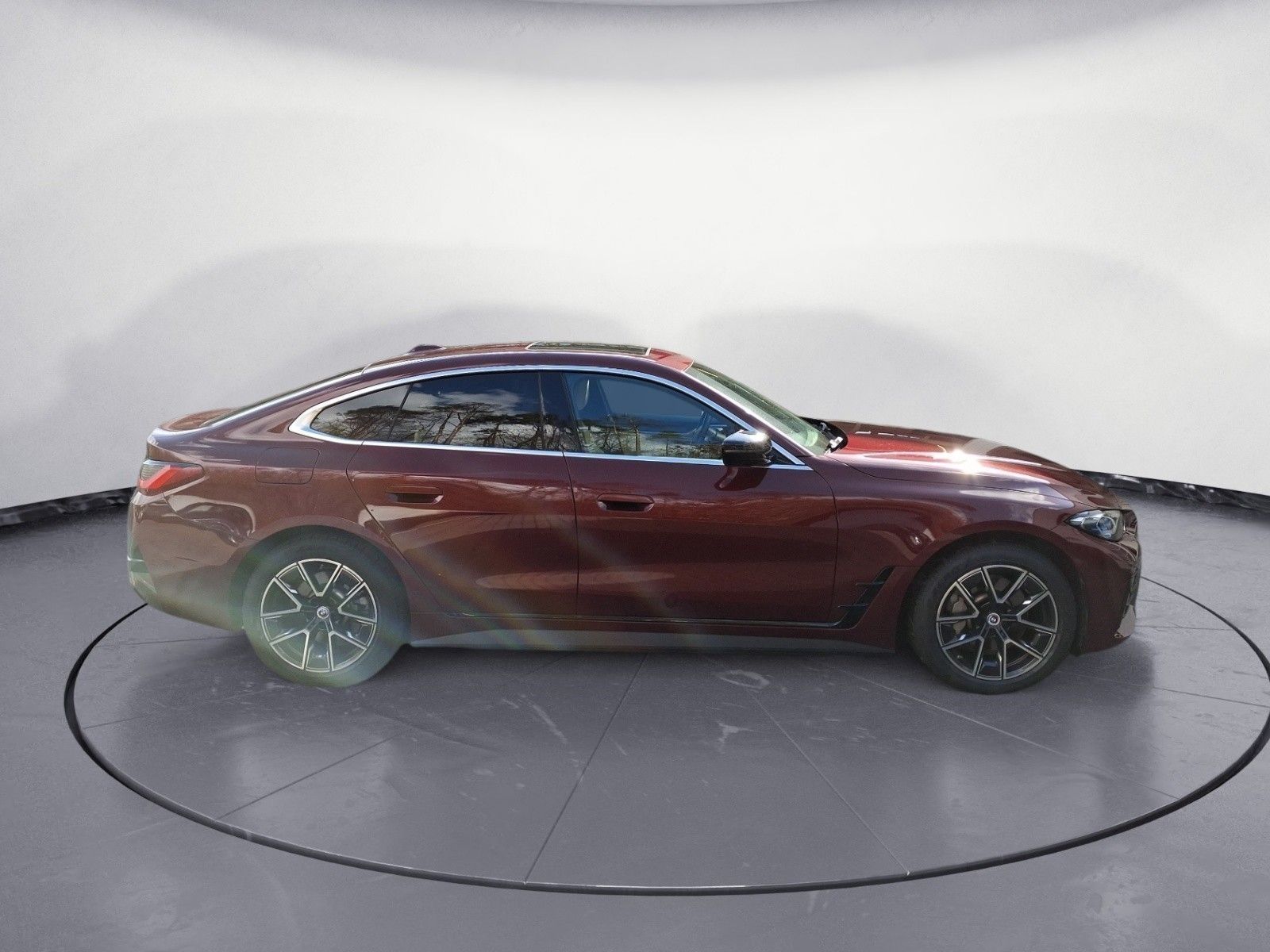 BMW i4 eDrive35 Klimaaut. Glasdach AHK Sitzhzg. Vorn foto 6