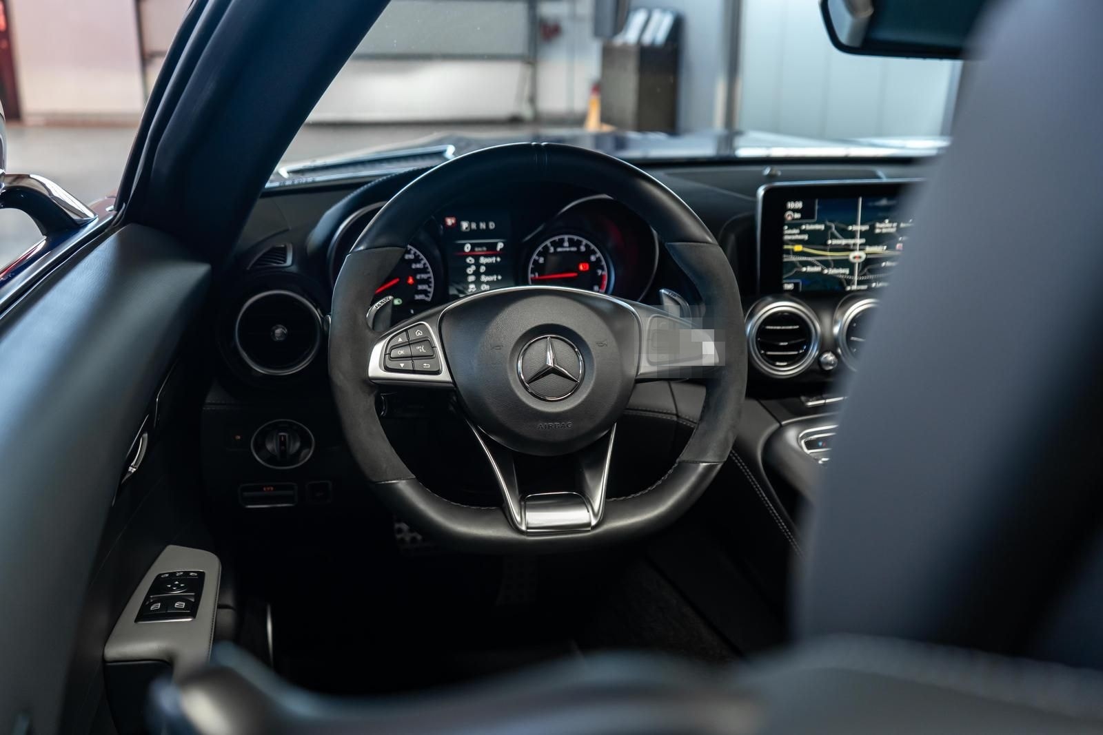 Mercedes-Benz AMG GT 4.0 V8 Airscarf Sportabgas BURMESTER foto 20