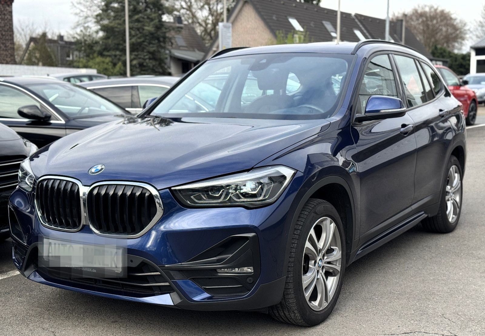 BMW X1 xDrive18d Sport Line Navi LED Leder AHK HiFi foto 2