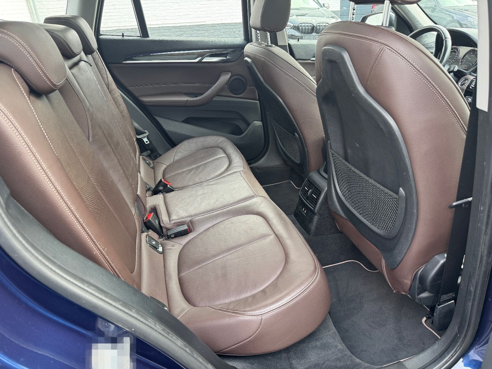 BMW X1 xDrive18d Sport Line Navi LED Leder AHK HiFi foto 14