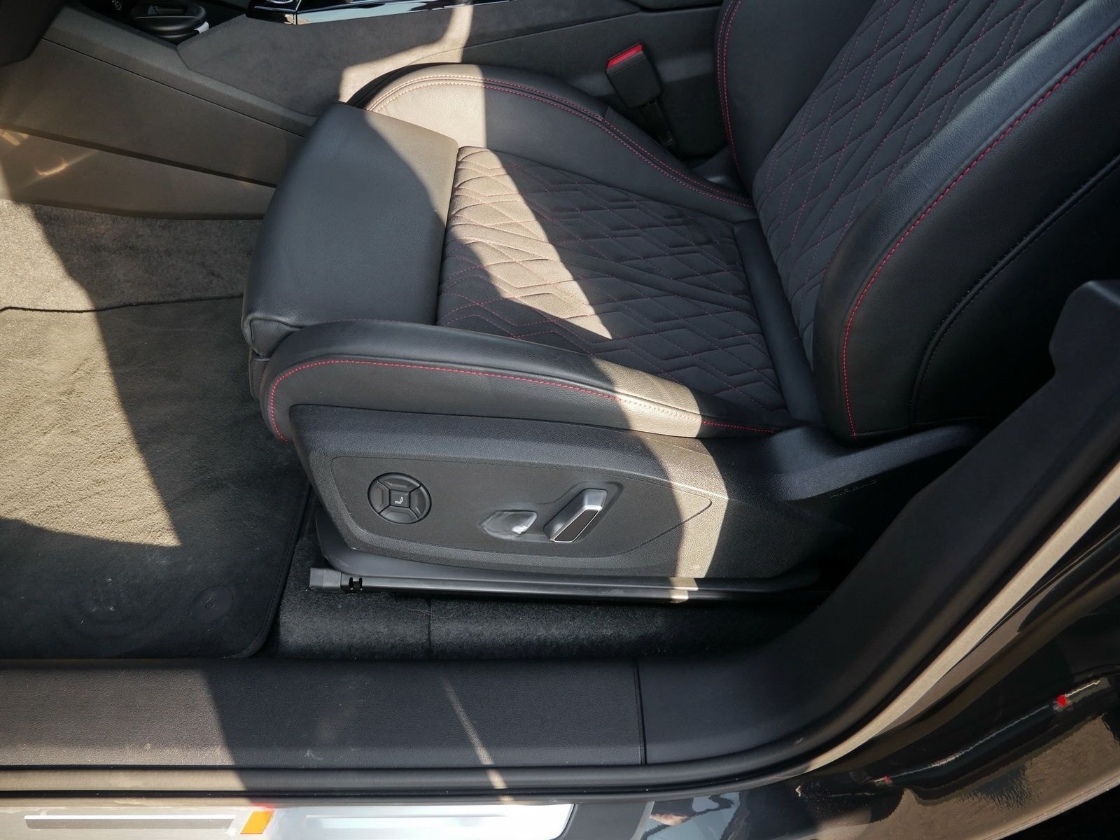 Audi Q6 SUV e-tron quattro S line Air*Matrix*B&O*HuD foto 23