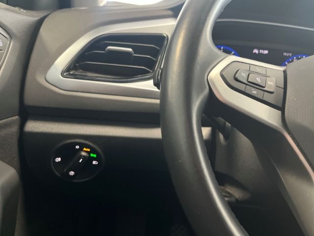 Volkswagen T-Roc Life Digitales Cockpit LED Apple CarPlay A foto 18