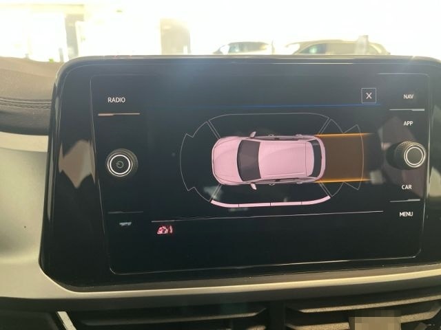 Volkswagen T-Roc Life Digitales Cockpit LED Apple CarPlay A foto 23