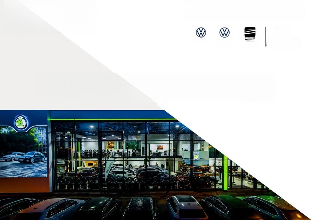 Volkswagen Golf VIII 2.0 TSI GTI Clubsport NAVI KAMERA PANO foto 1