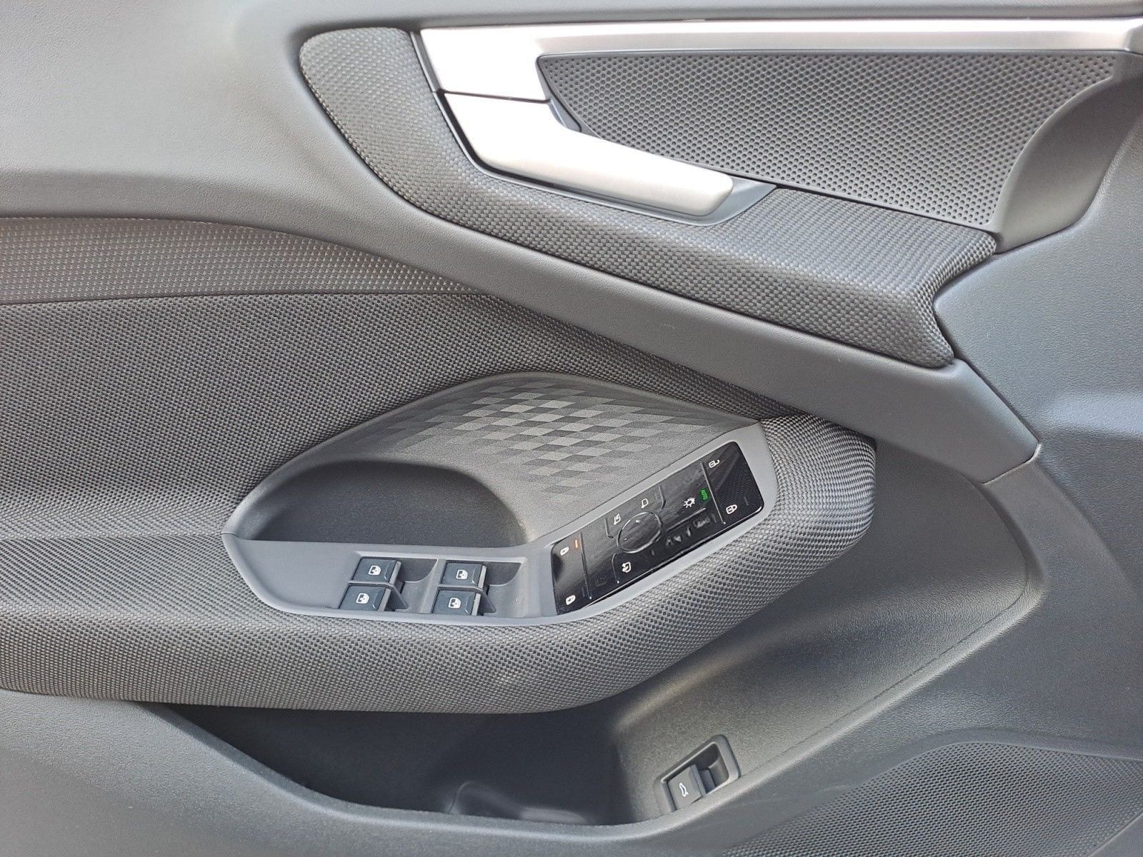 Audi A5 Avant TFSI S tronic *AHK*Tech*3-Zonen*Kamera* foto 16