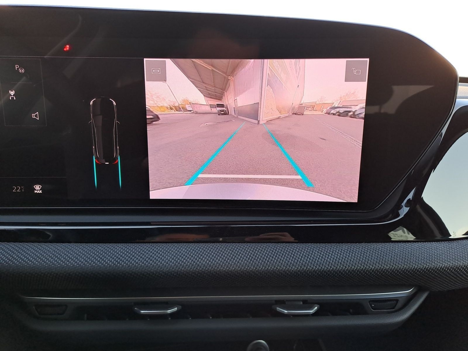 Audi A5 Avant TFSI S tronic *AHK*Tech*3-Zonen*Kamera* foto 17