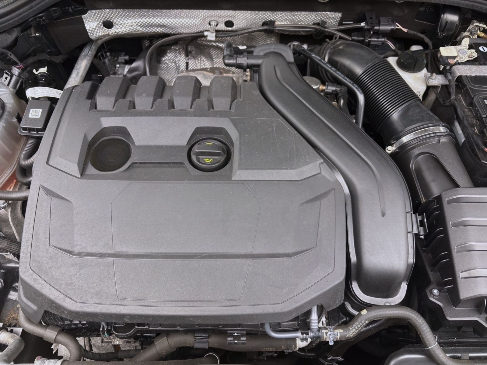 Volkswagen Golf Variant 1.5 eTSI DSG LIFE AHK NAVI PDC SITZ foto 17