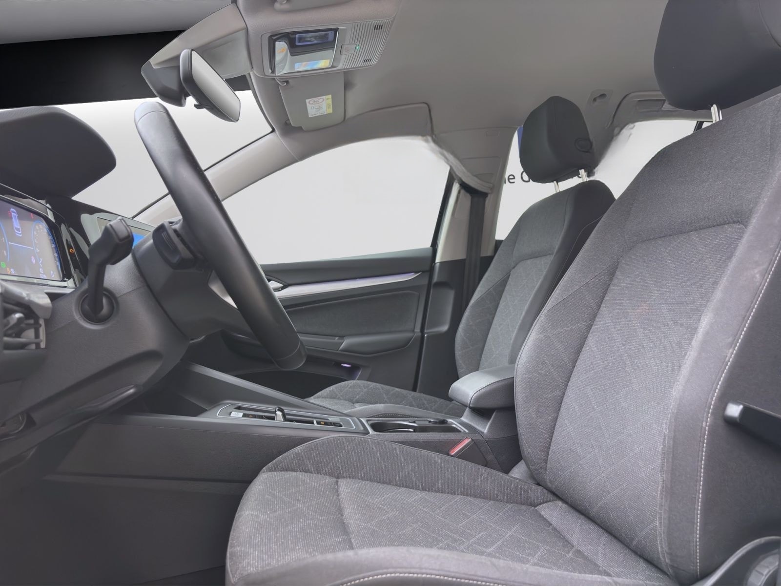 Volkswagen Golf Variant 1.5 eTSI DSG LIFE AHK NAVI PDC SITZ foto 9