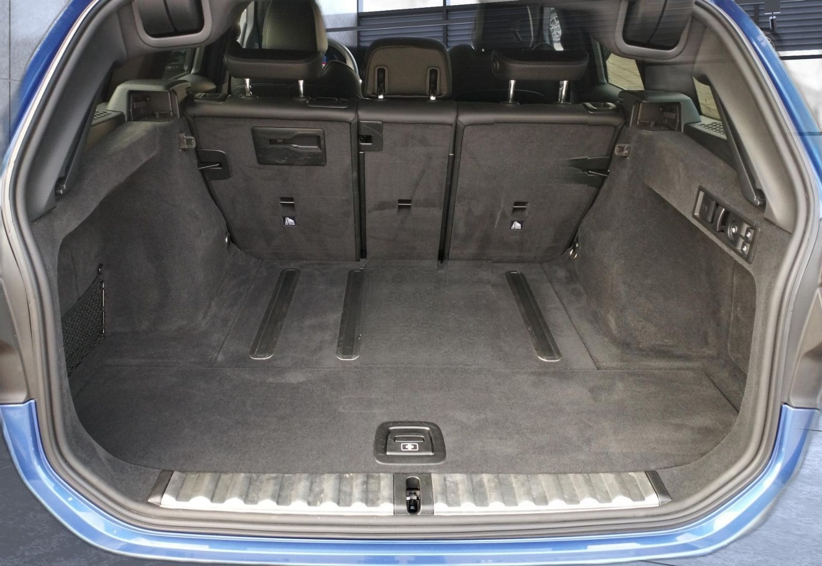 BMW 320 d xDrive Touring* M Sport*AHK*Standheizung foto 11