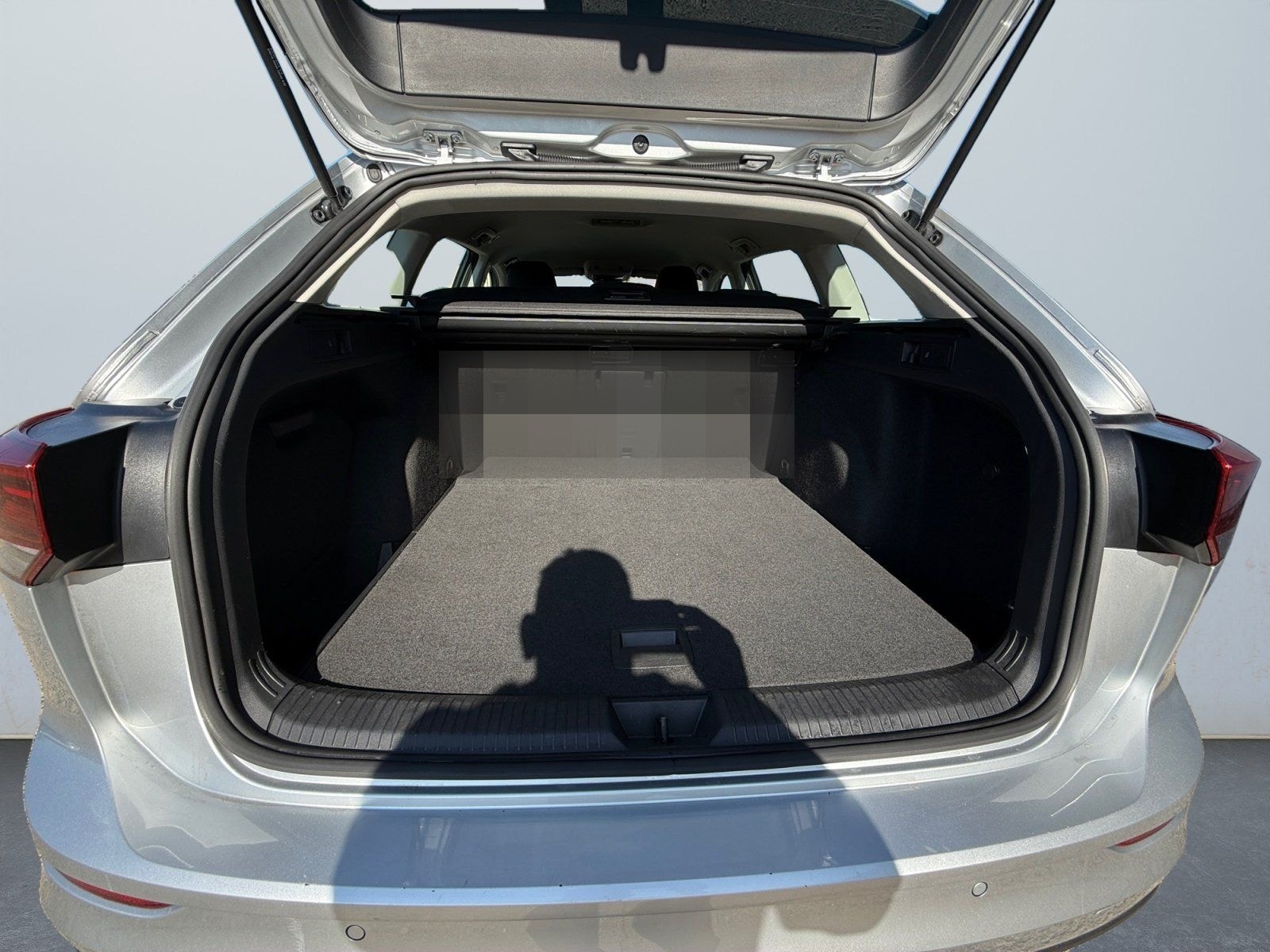 Volkswagen Golf VIII Variant Life 2.0 TDI Parklenkassistent foto 14